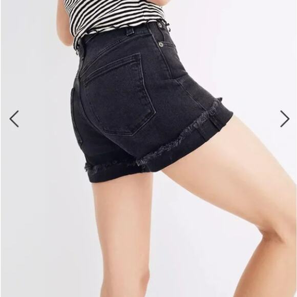 Madewell High Rise Black Denim Jean Shorts Size 25 G5167 Button Front Fly - Picture 2 of 9